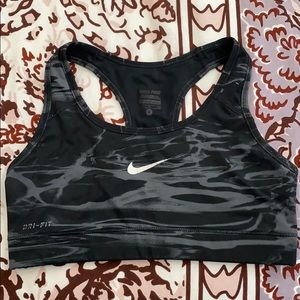 NIKE PRO sports bra